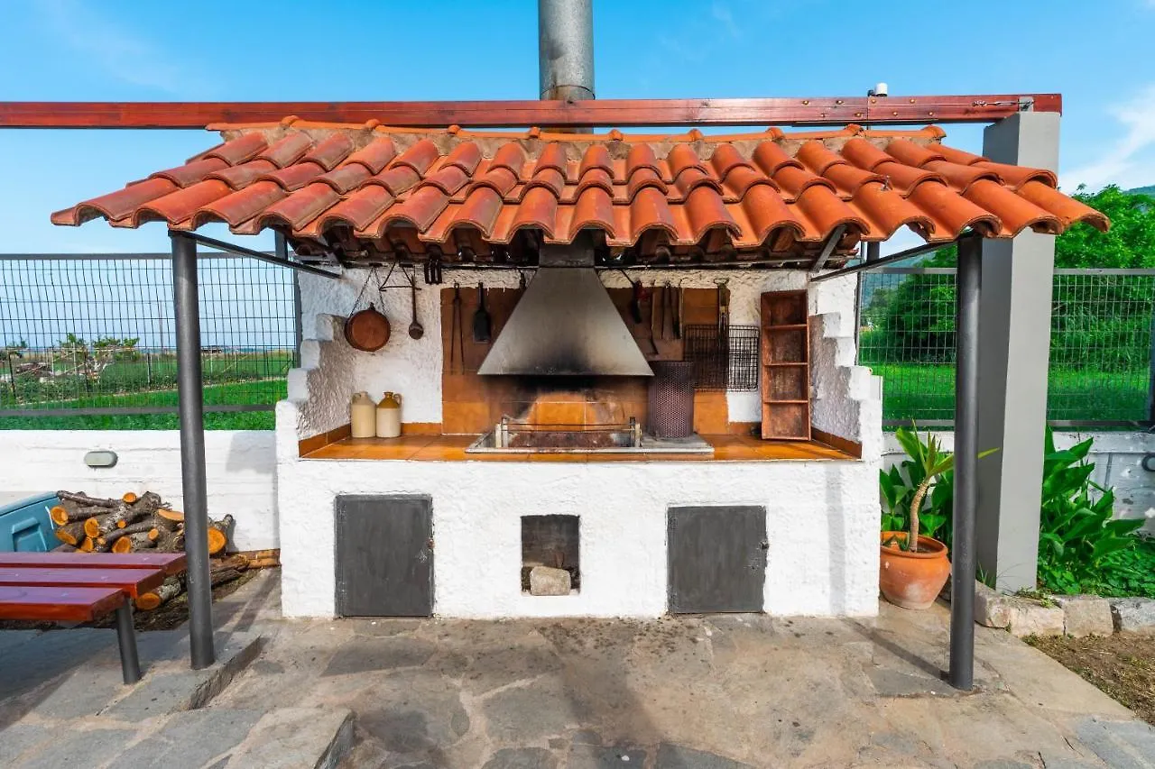 Stone House & Apartments Stavros